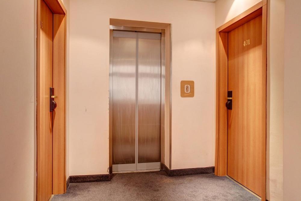 Central Plaza Hotel Sofya Dış mekan fotoğraf