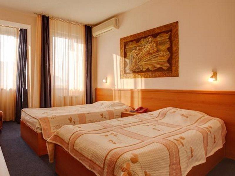 Central Plaza Hotel Sofya Dış mekan fotoğraf